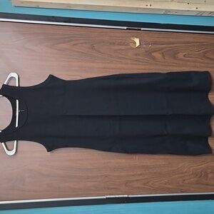 Tahari Size M Black Rib Knit Sleeveless Midi Dress